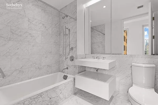 Rented by Sotheby's International Realty | media 20