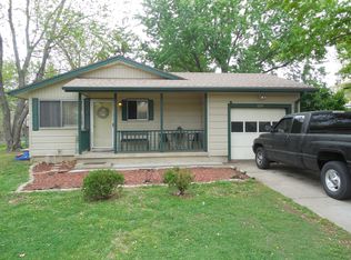 1227 Tomahawk Rd, Emporia, KS 66801