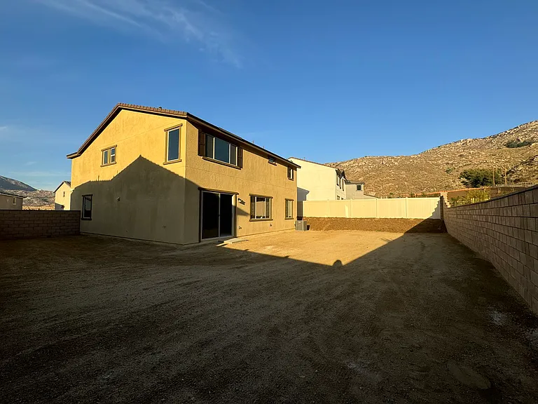 8477 Anthony St — Photo 38