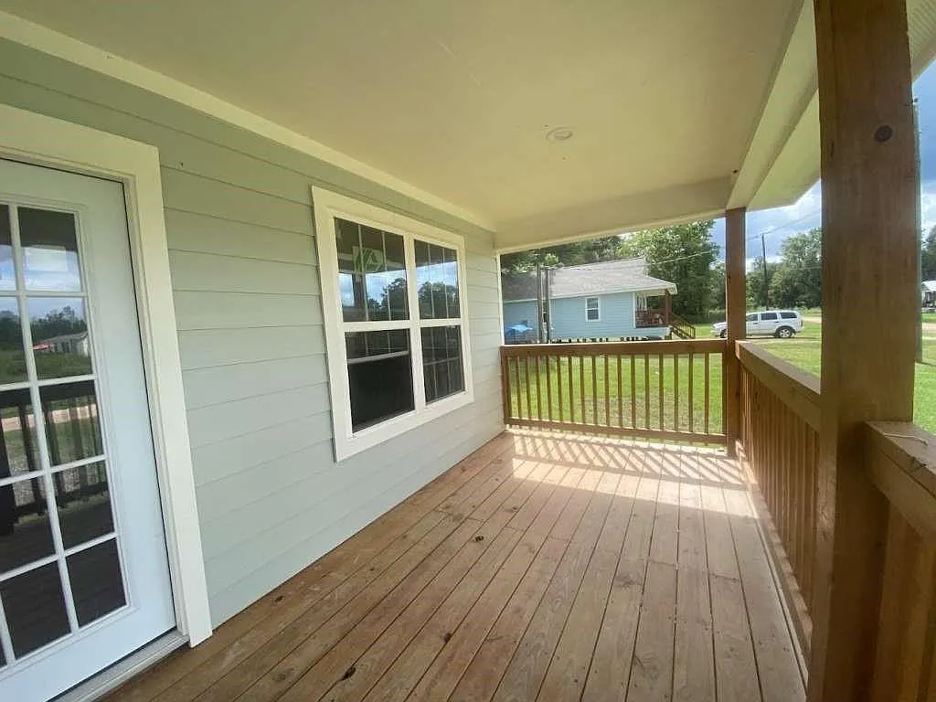 3 bed, 2.0 bath, $1,490 — Photo 3