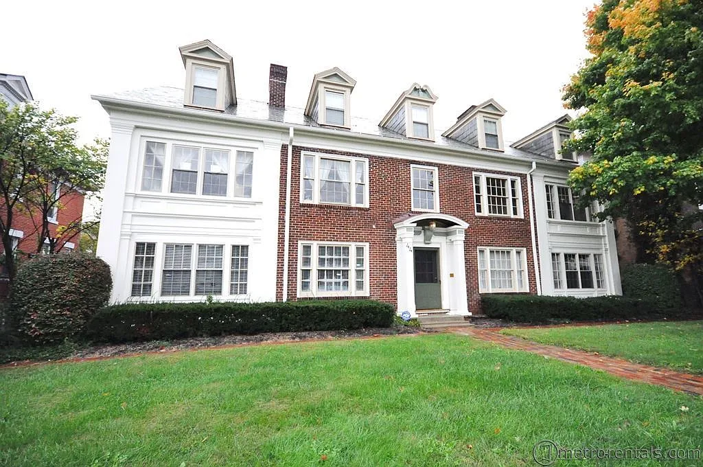 44 Woodland Ave — Photo 1