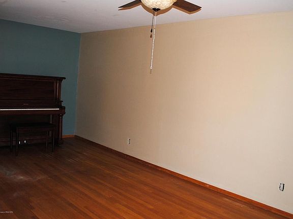 5th image of 8292 Cedarbrush Dr
