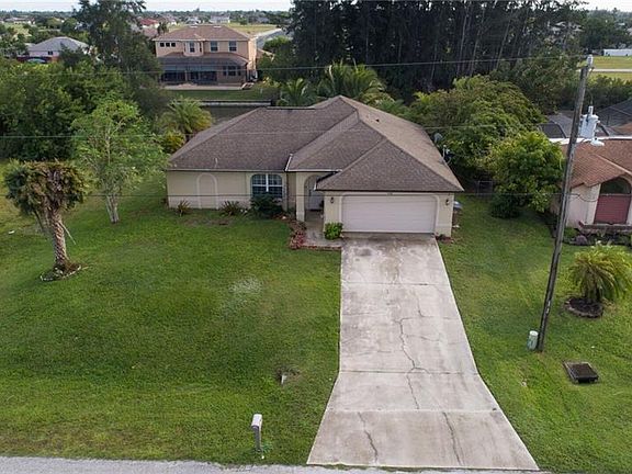 5th image of 502 NE 18th St