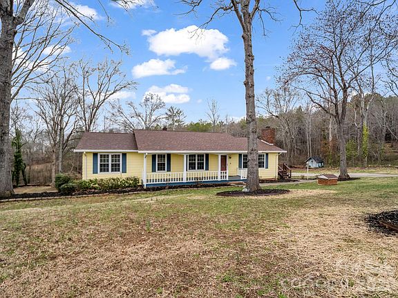 2nd image of 315 Walker Store Rd