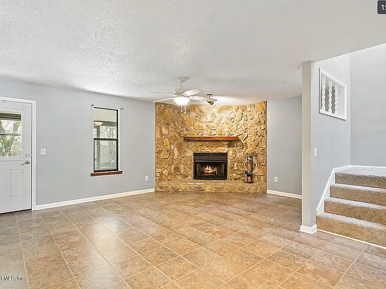11211 Windtree Dr E — Photo 13