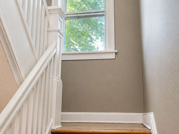 3rd image of 5403 Quincy St