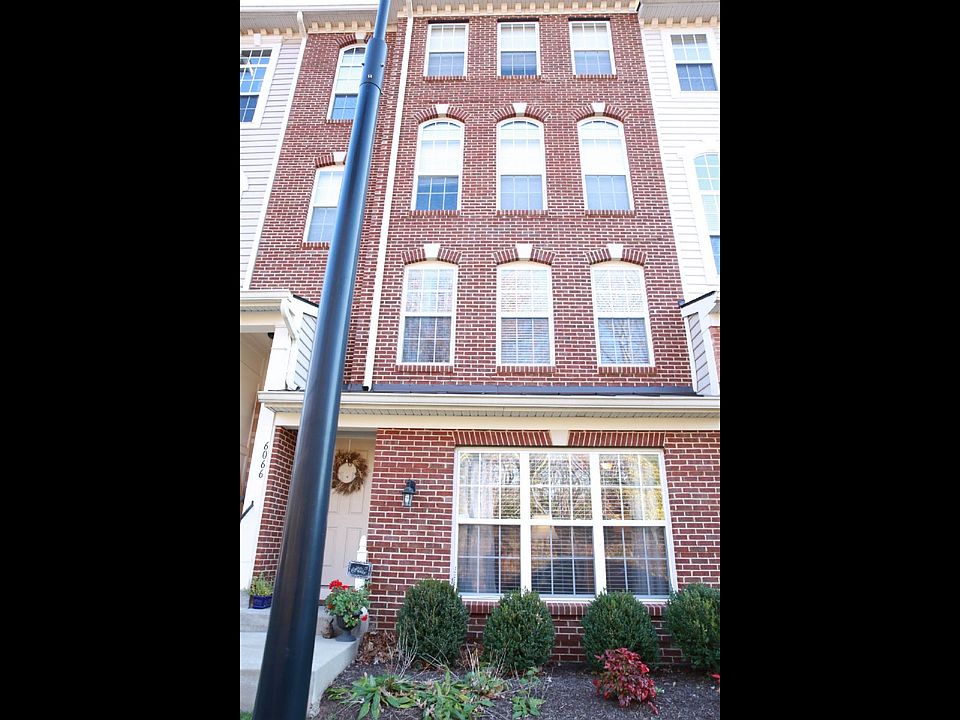 1st image of 6066 Aster Haven Cir #131