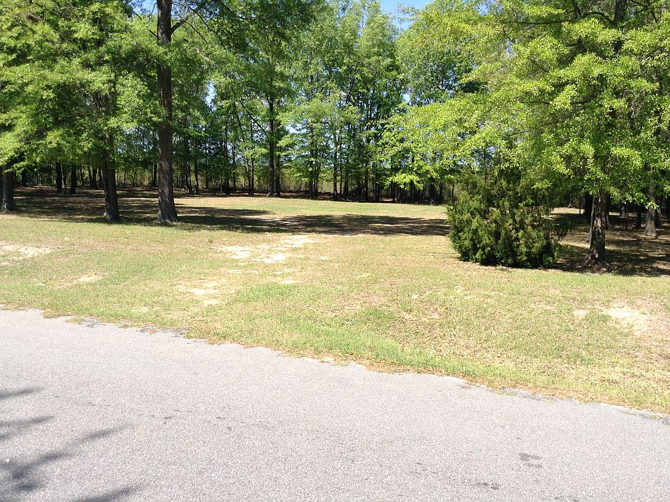 1st image of 304 Kinney Cir