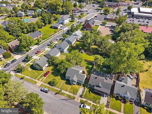 5th image of 621 Patterson Ave