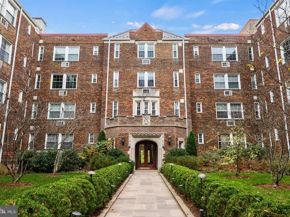 3051 Idaho Ave NW APT 305, Washington, DC 20016