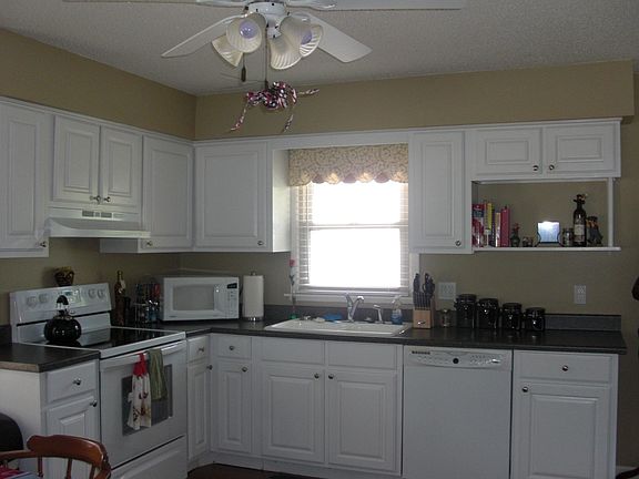4th image of 1674 Dalehaven Dr