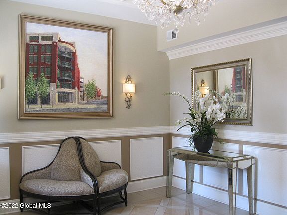 3rd image of 87 Railroad Pl APT 203