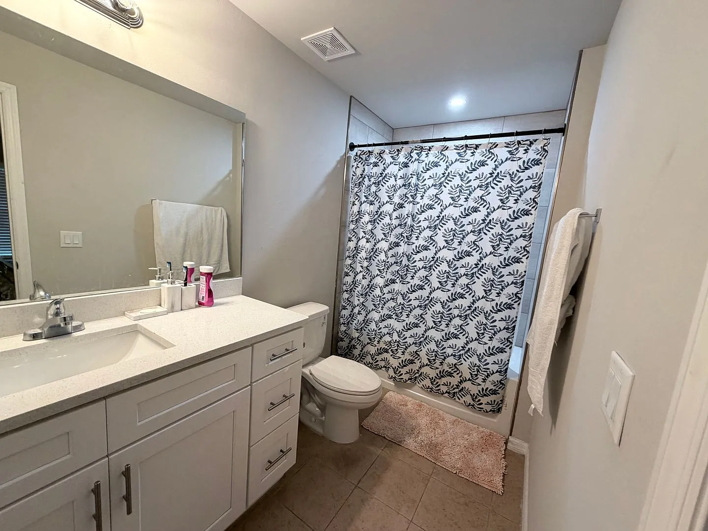 Fully Furnished 3/2 in Fort Myers — Photo 4