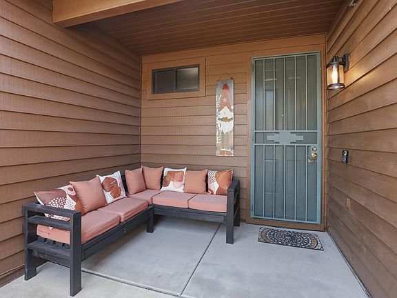 5th image of 401 W Houston Mesa Rd