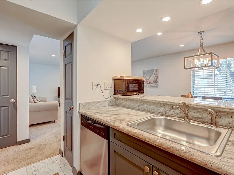 5863 Inwood Dr #5 — Photo 18