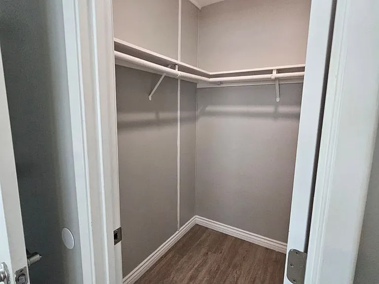 4541 Contour Blvd. — Photo 20