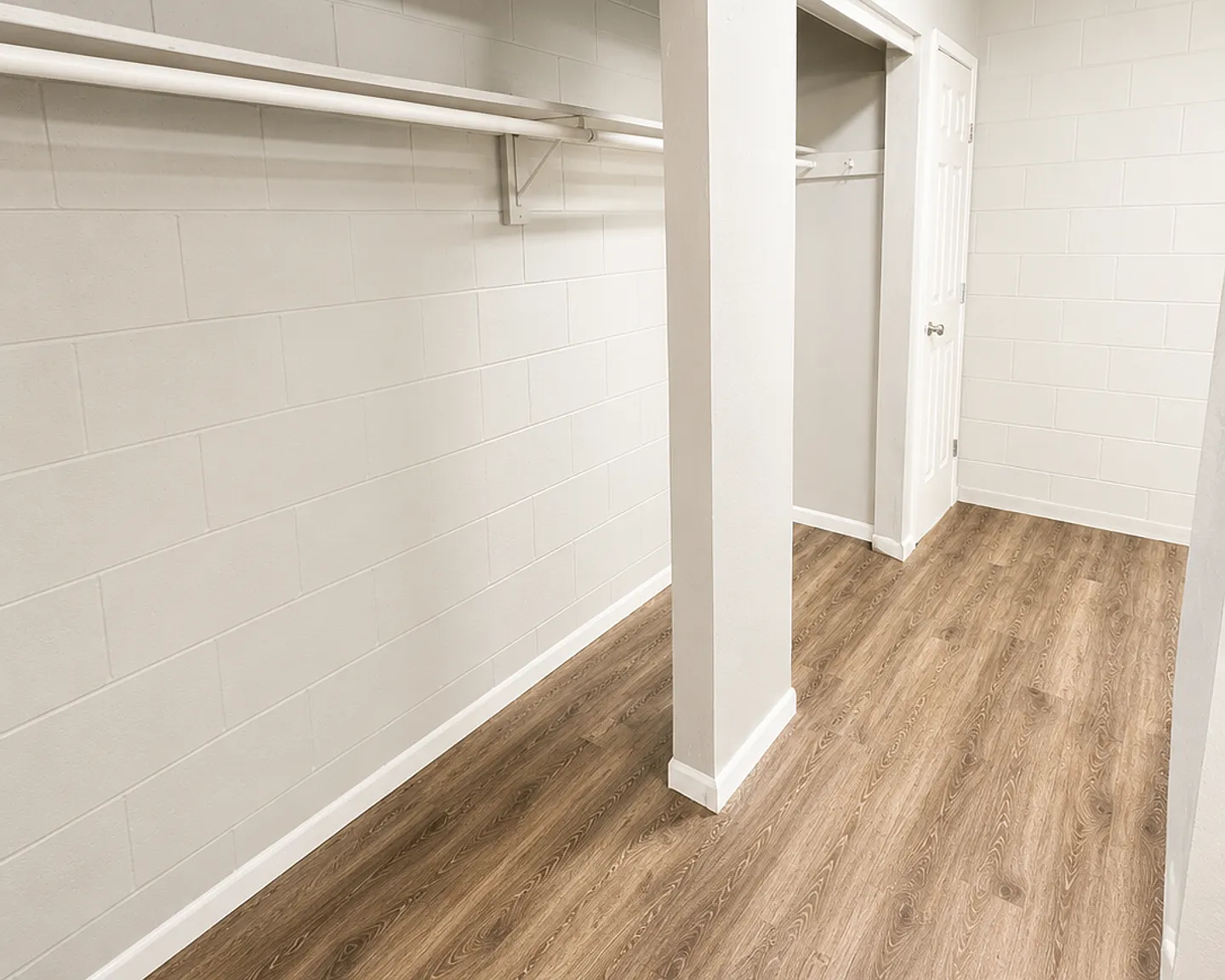 Fleur Apartments — Photo 3
