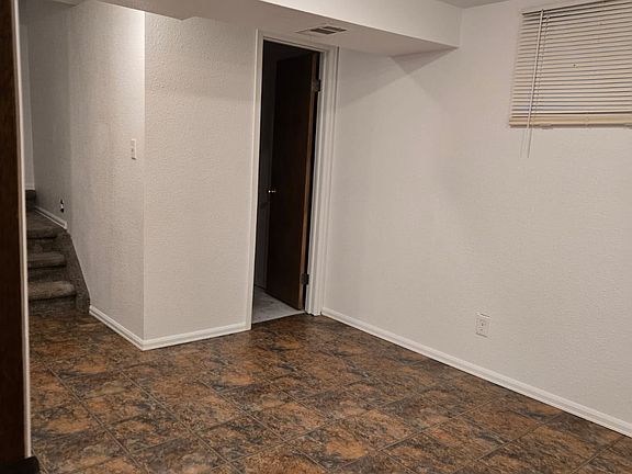 5th image of 11657 Lincoln St