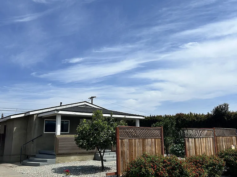 3820 Florence St — Photo 1