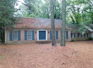 3301 Lancelot Rd, Petersburg, VA 23805