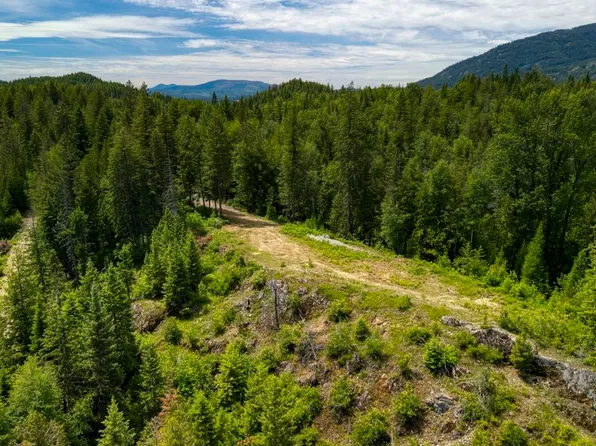 1356 Hidden Valley Rd, Sandpoint, ID 83864