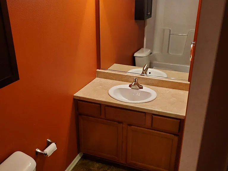 Upstairs Full Bath