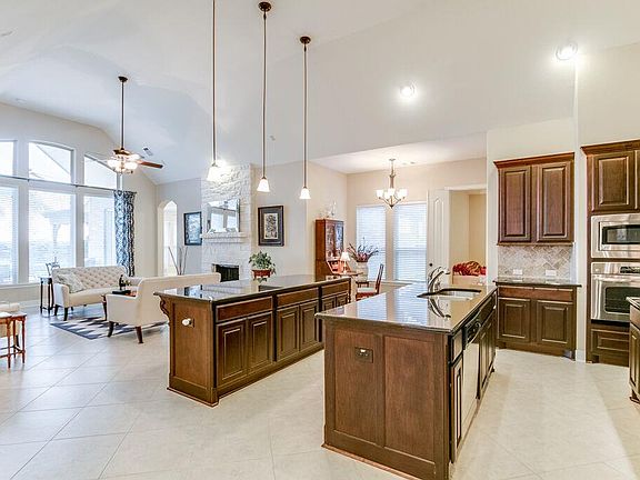 5th image of 27511 Blinkwood Park