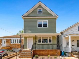 84 W 12th St, Bayonne, NJ 07002