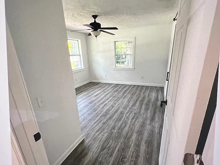 10591 Flat Shoals Rd #1 — Photo 3