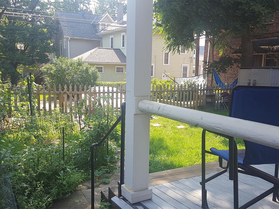 1st image of 2198-2200 N 4th St