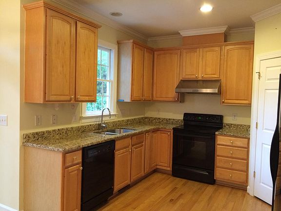 4th image of 2906 Alderman Ln