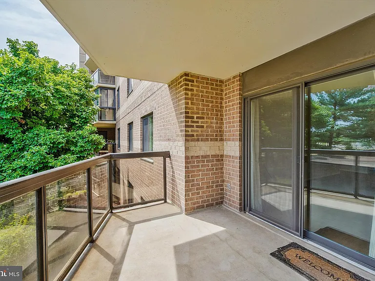 8360 Greensboro Dr #208 — Photo 50