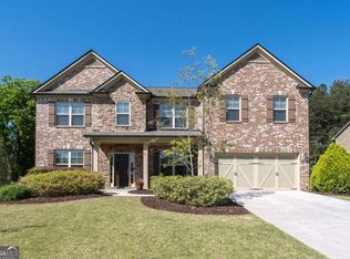 460 Wagon Hill Ln, Buford, GA 30518