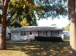 1413 Ballard Dr, Saint Louis, MO 63137