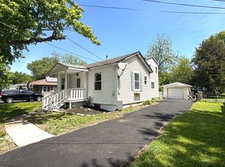 518 N Hugh St, Plano, IL 60545