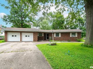 410 S Geneseo St, Geneseo, IL 61254