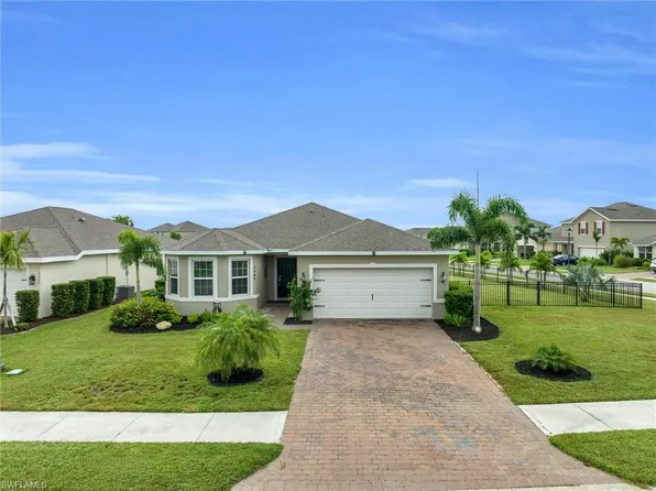 3468 Acapulco CIR, CAPE CORAL, FL 33909