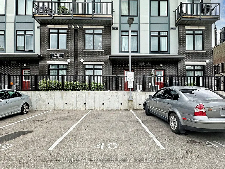 630 Rogers Rd #14 — Photo 32