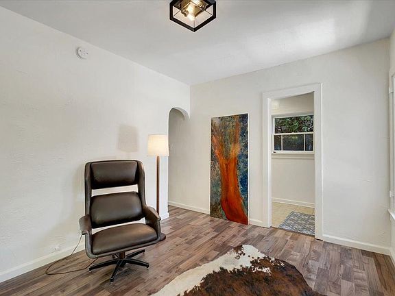4th image of 3456 Plata St