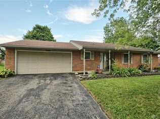 7225 Serpentine Dr, Dayton, OH 45424