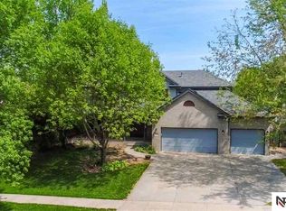 6740 Blue Ridge Ln, Lincoln, NE 68516