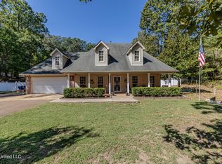2701 Malone Rd, Nesbit, MS 38651