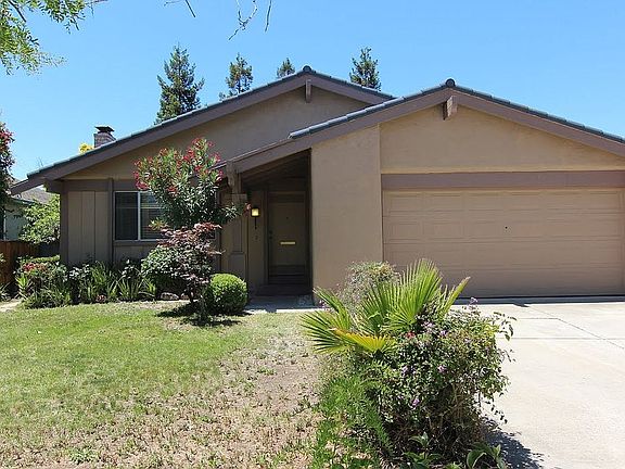 2nd image of 4671 Holycon Cir
