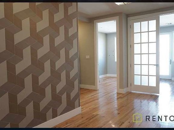 3rd image of 679 Grand St #4J