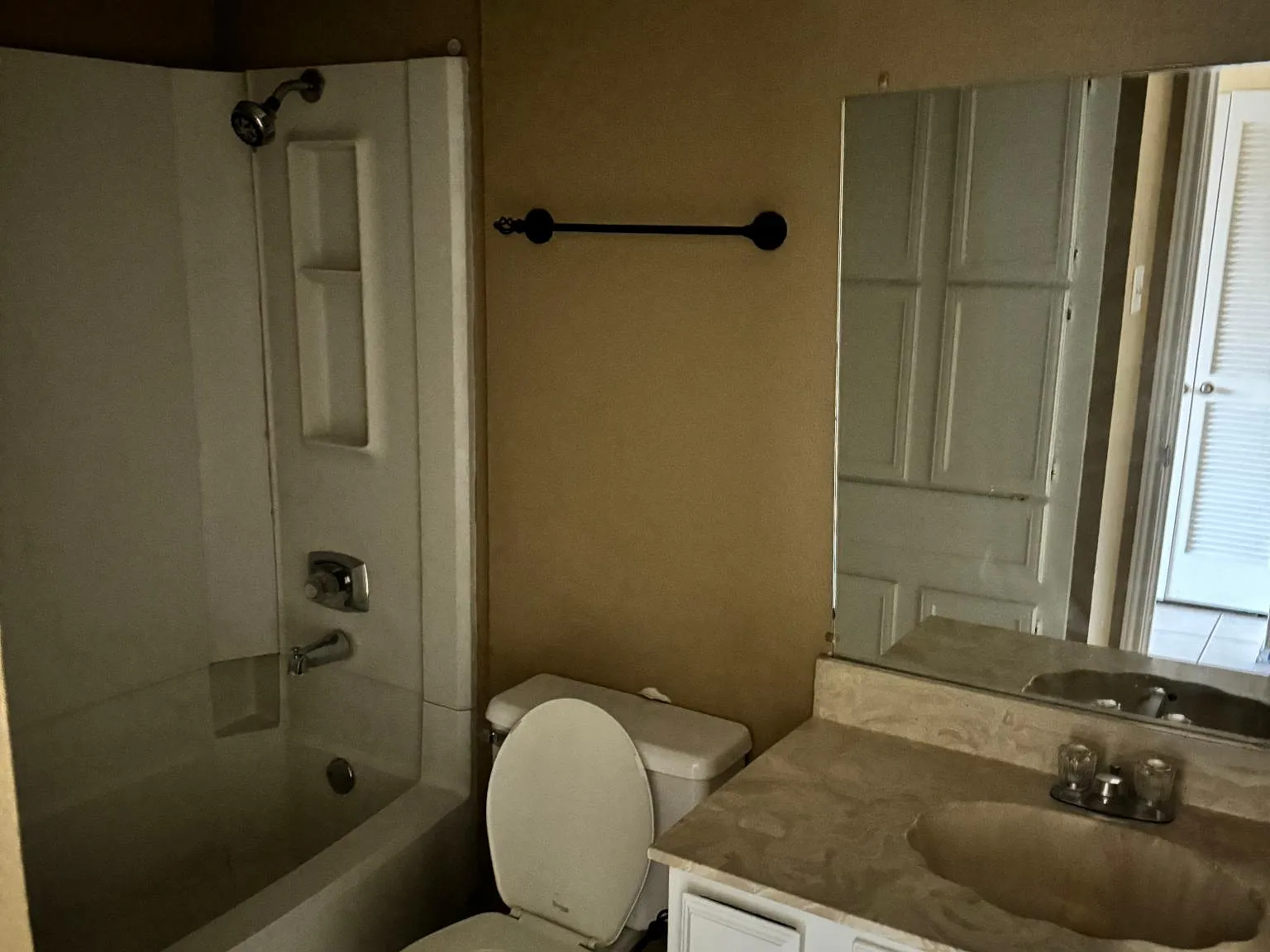 4202 Bass Pro Dr — Photo 3