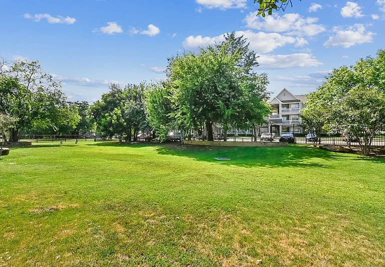 The Canyons Apartments in Fort Worth, Texas