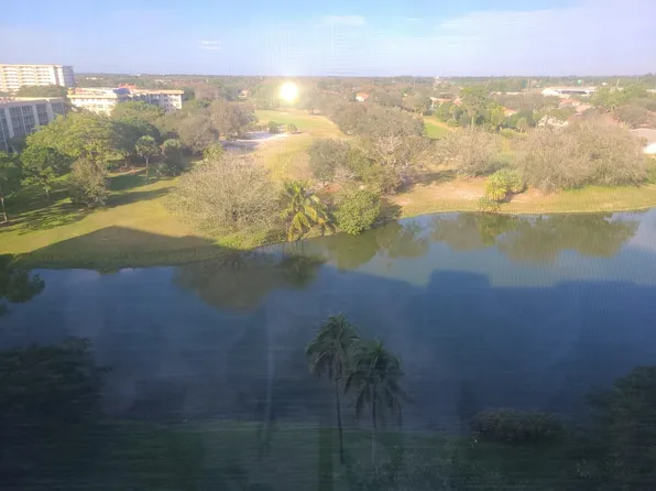 3499 Oaks Way #903, Pompano Beach, FL 33069