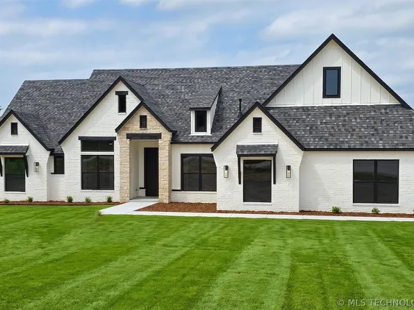 2702 Hickory Ridge Rd, Sapulpa, OK 74066