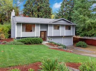 407 220th St SW, Bothell, WA 98021