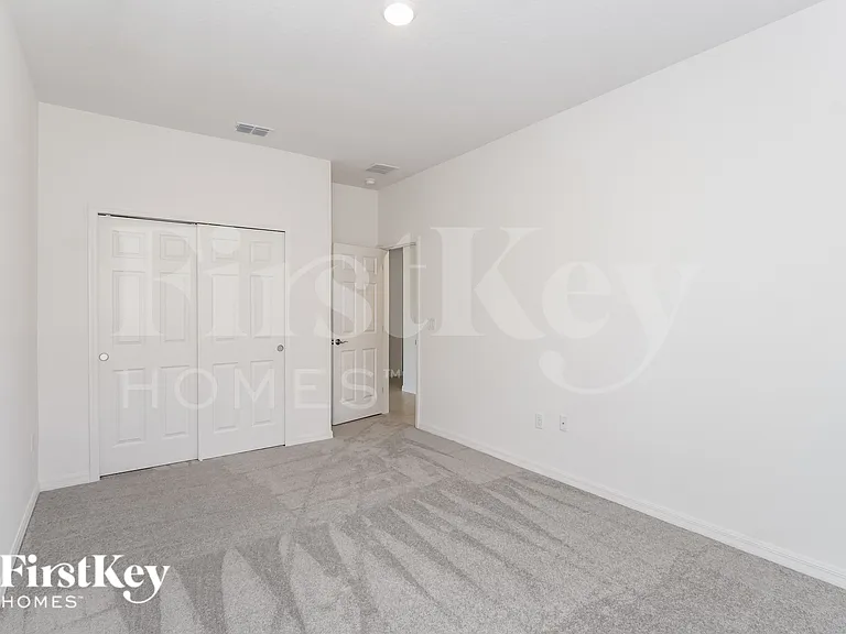 519 Crown Rose Dr — Photo 12